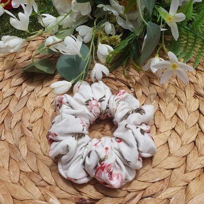 Amora Floral Scrunchie | Standard & XL Scrunchies | Amberleighs Designs | Adelaide South Australia