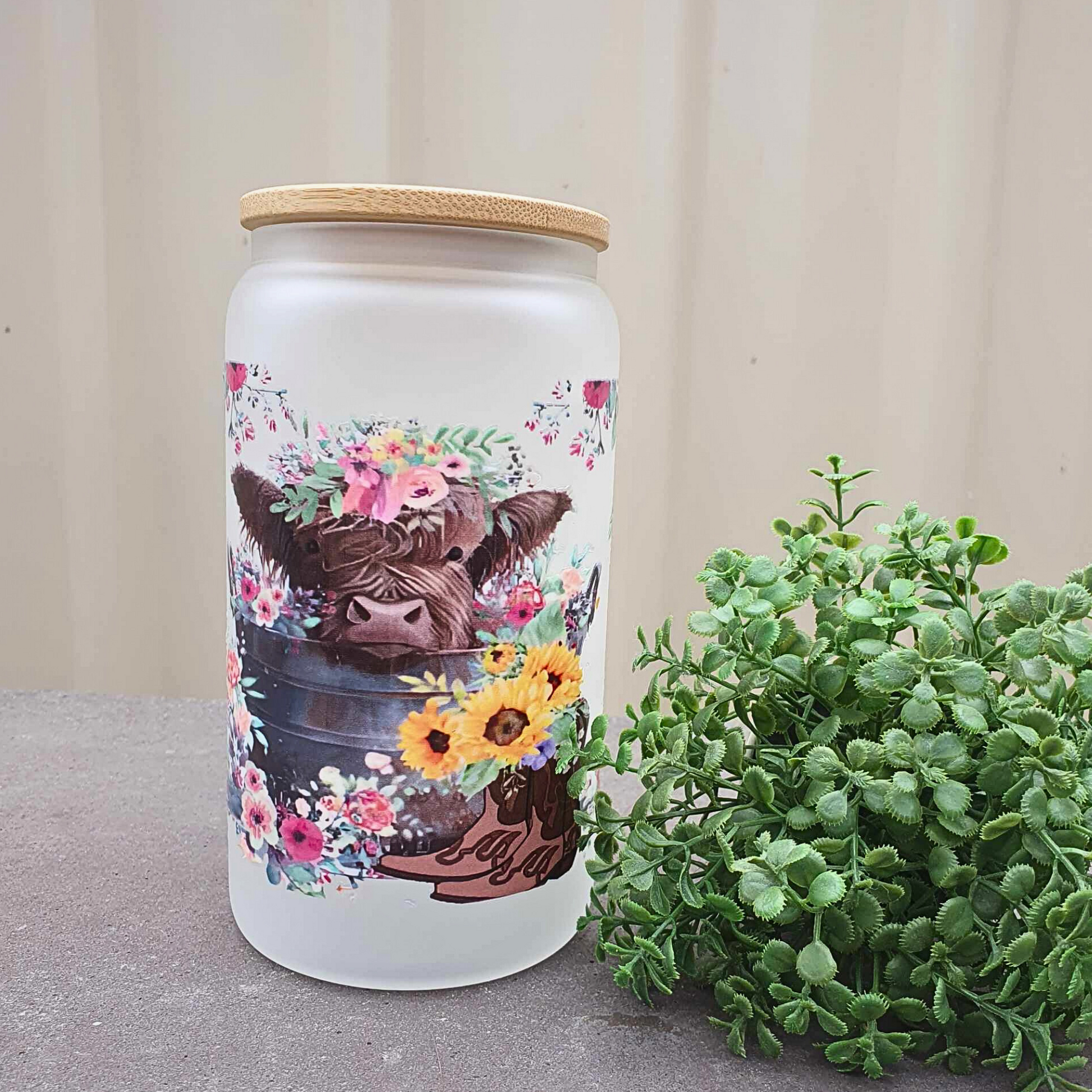 Highland Cow 16oz Frosted Libby Glass Can 475ml (16oz) Tumbler Cup | Amberleighs Designs | Adelaide South Australia